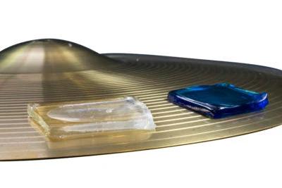 RTOM Moongels Drum Damper Pads Blue (6-Pack) with two pads visible on a cymbal.