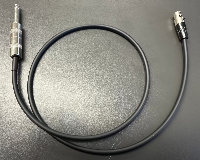 Beard Builds Shure Bodypack Cable (Straight)
